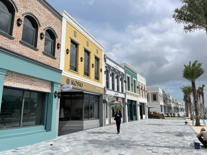 TOP 8 ĐIỂM DU LỊCH HỒ TRÀM – HỒ CỐC – BÌNH CHÂU KHÔNG THỂ BỎ QUA shophouse Novaworld Hồ Tràm - The Tropicana