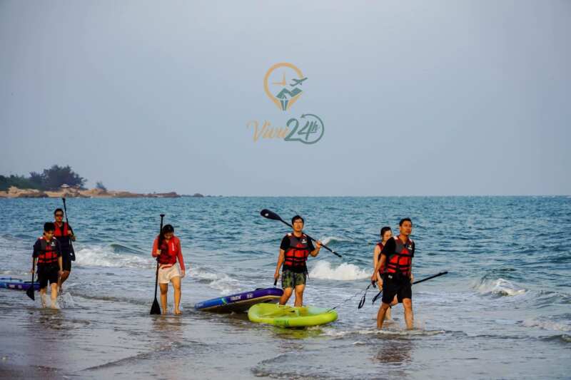 TOP 8 ĐIỂM DU LỊCH HỒ TRÀM – HỒ CỐC – BÌNH CHÂU KHÔNG THỂ BỎ QUA Chèo sup tại Camping Vivu24h Hồ Cốc
