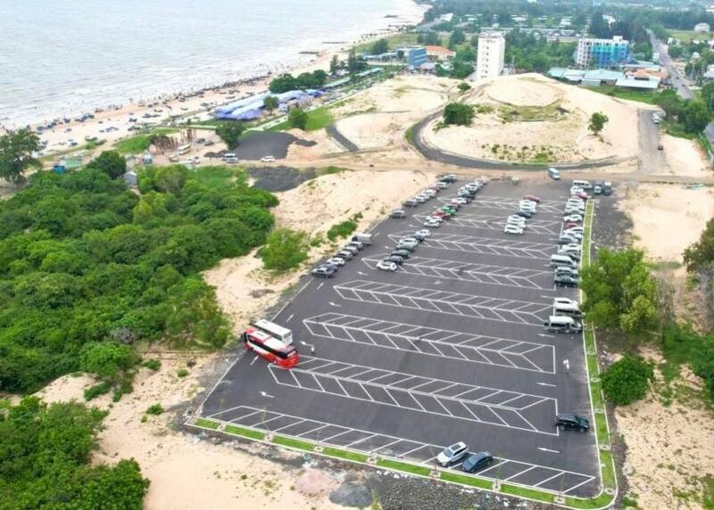 bãi đậu xe Hồ Tràm